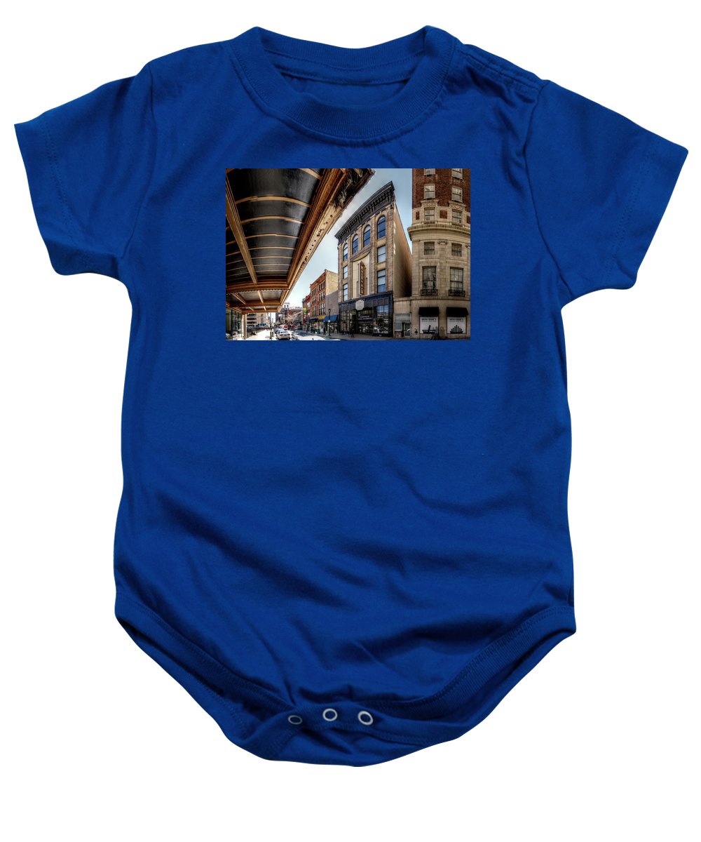 Panorama 3303 Automat - Baby Onesie