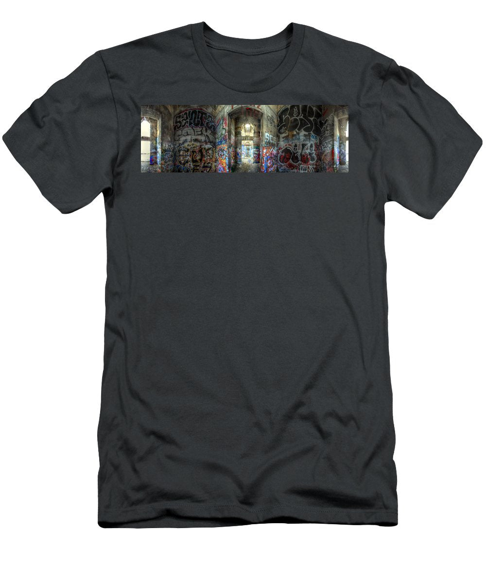 Panorama 3404 Pier 18 aka Graffiti Pier - T-Shirt