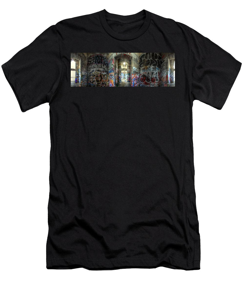 Panorama 3404 Pier 18 aka Graffiti Pier - T-Shirt