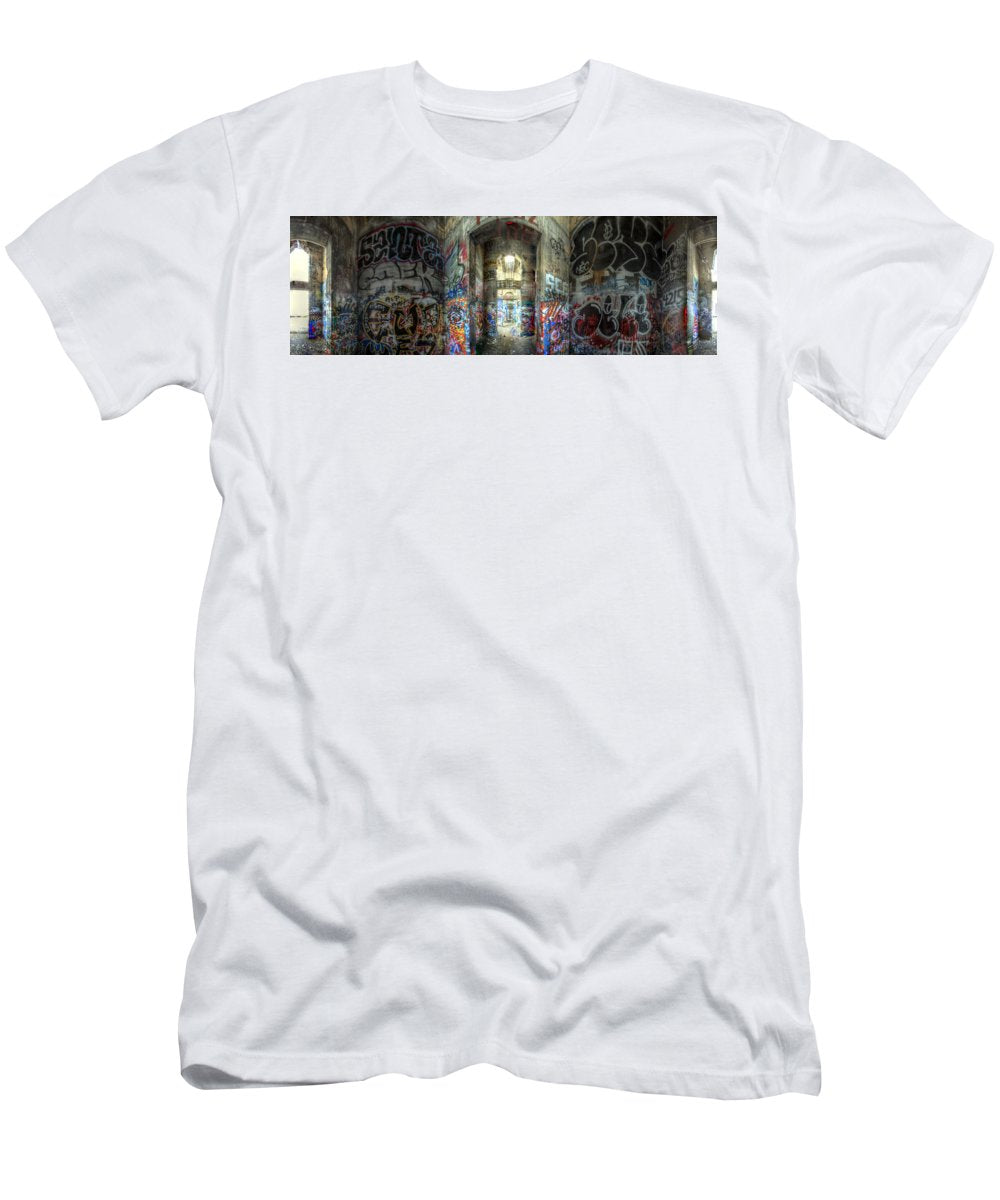 Panorama 3404 Pier 18 aka Graffiti Pier - T-Shirt