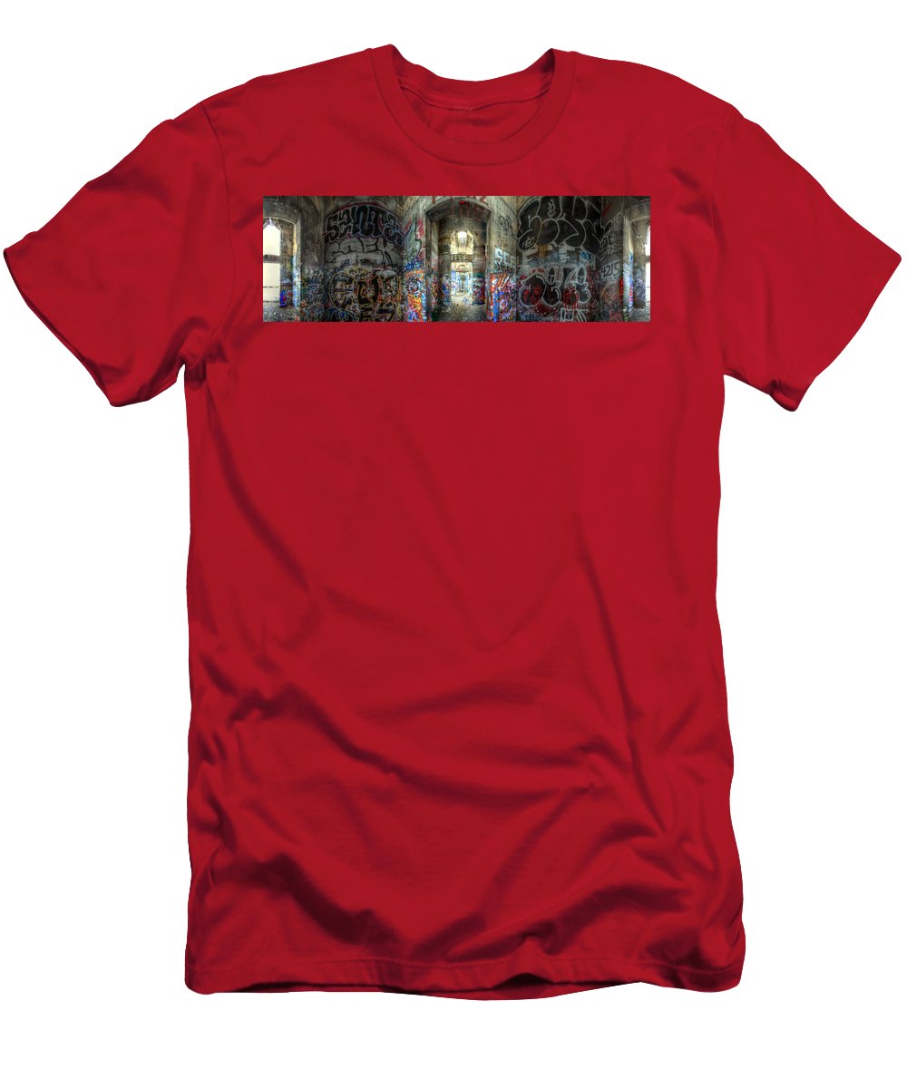 Panorama 3404 Pier 18 aka Graffiti Pier - T-Shirt
