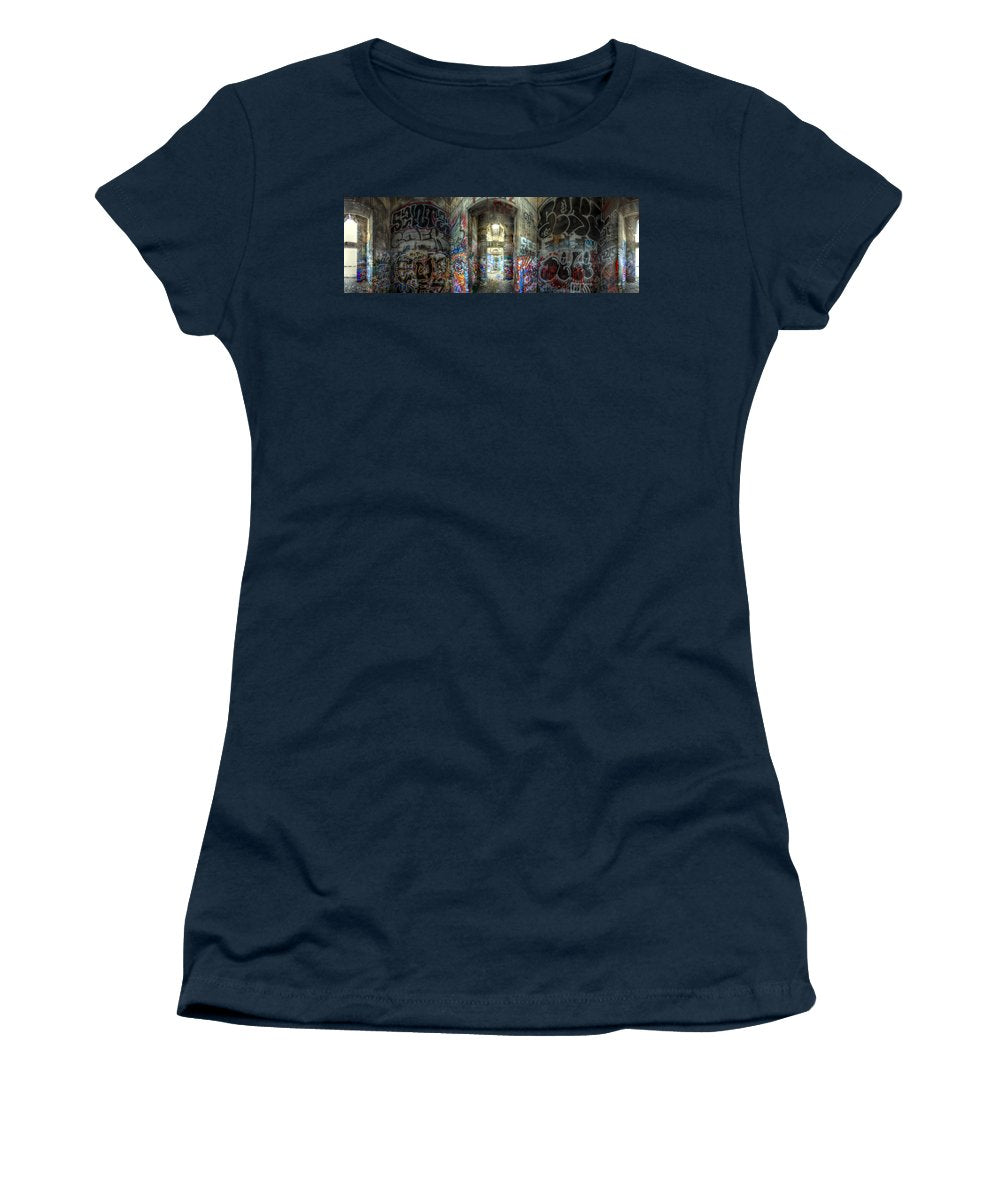 Panorama 3404 Pier 18 aka Graffiti Pier - Women's T-Shirt