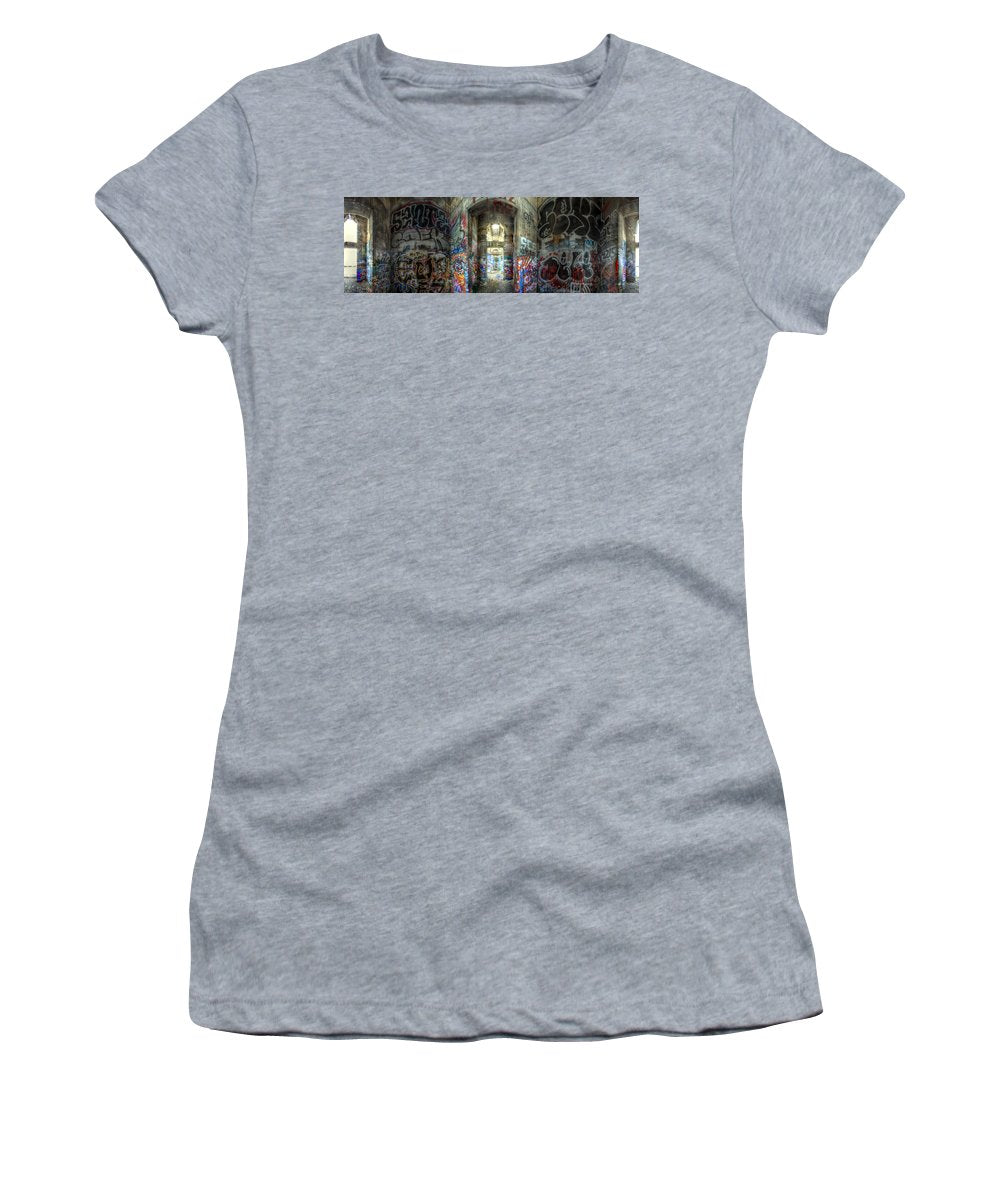 Panorama 3404 Pier 18 aka Graffiti Pier - Women's T-Shirt