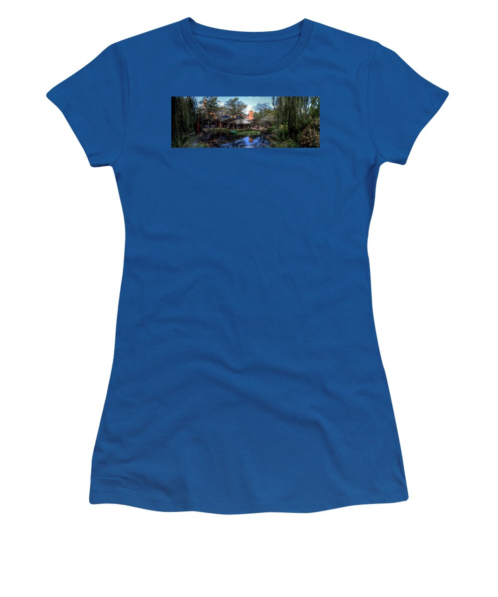 Panorama 3485 Rat's Restaurant - Women's T-Shirt