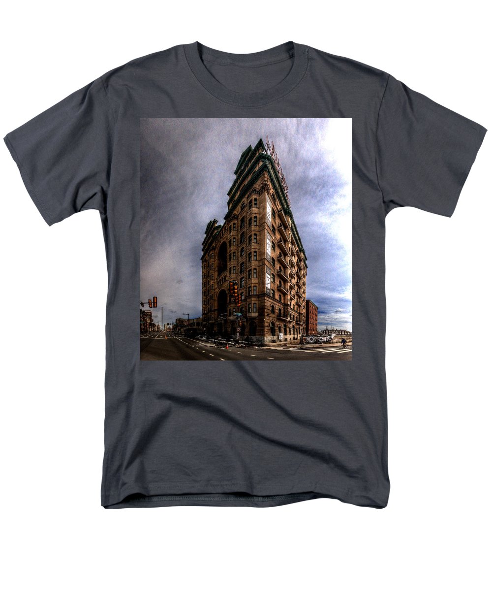 Panorama 3539 The Divine Lorraine Hotel - Men's T-Shirt (Regular Fit)