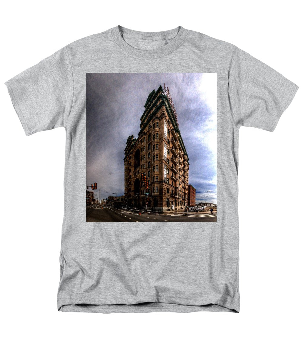Panorama 3539 The Divine Lorraine Hotel - Men's T-Shirt (Regular Fit)