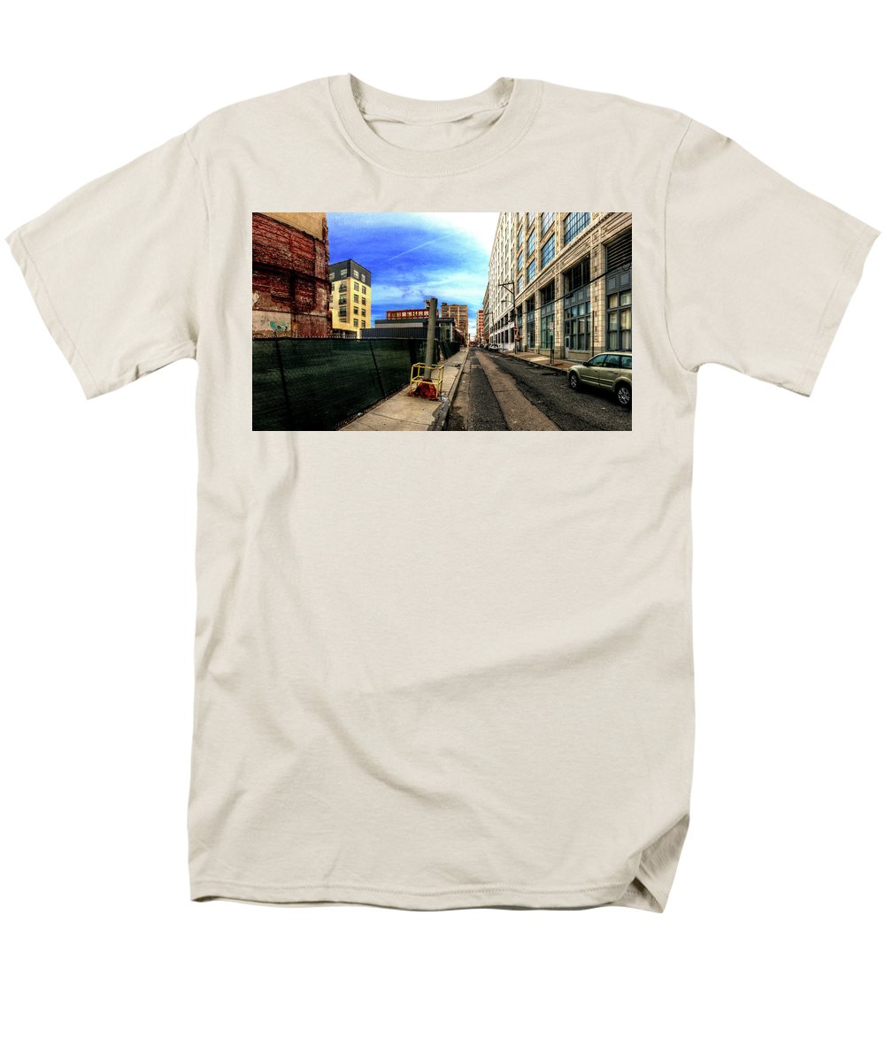 Panorama 3577 Broad and Wood Streets - Men's T-Shirt (Regular Fit)