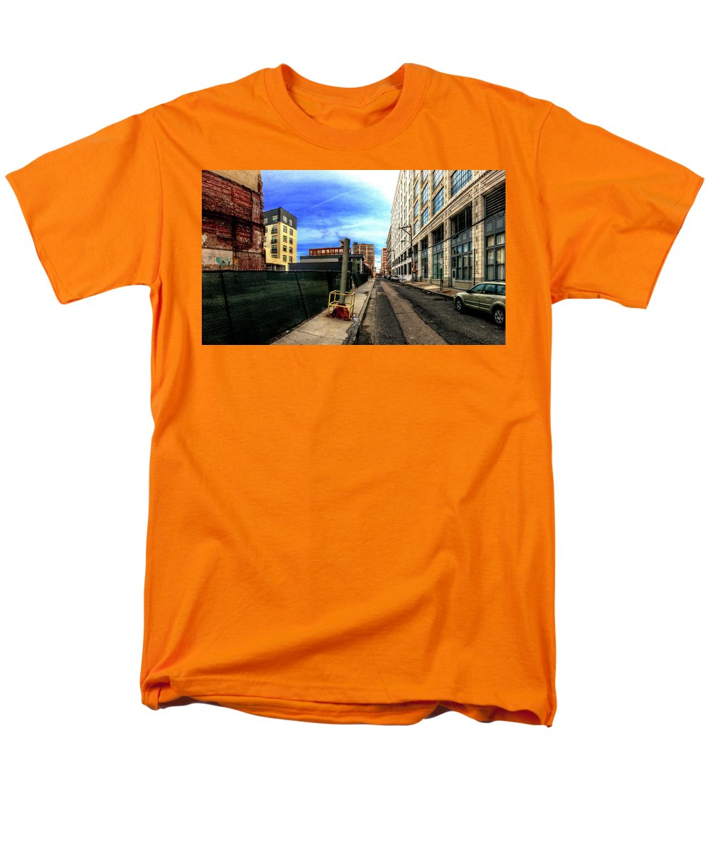 Panorama 3577 Broad and Wood Streets - Men's T-Shirt (Regular Fit)