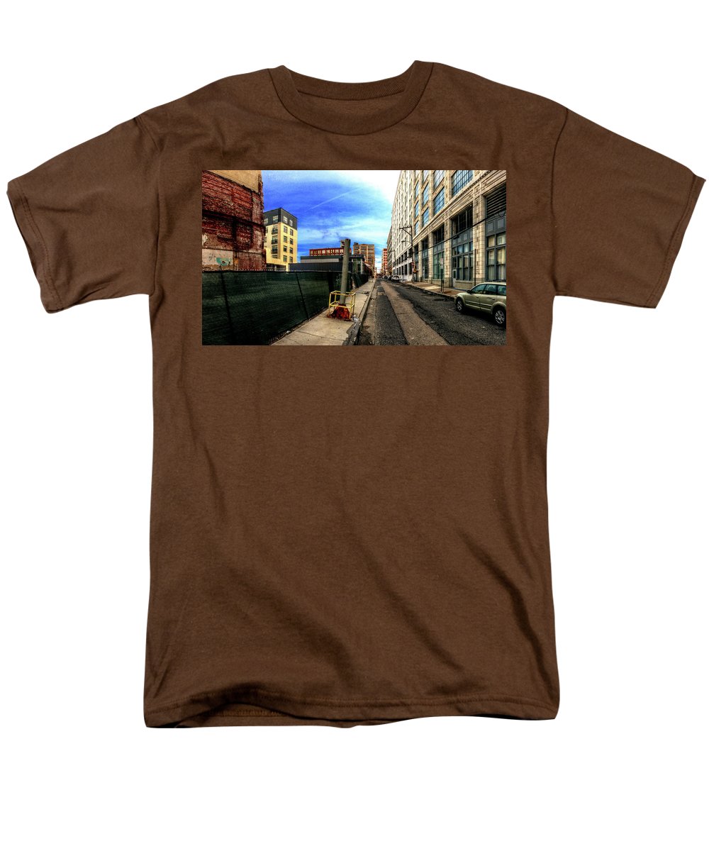 Panorama 3577 Broad and Wood Streets - Men's T-Shirt (Regular Fit)