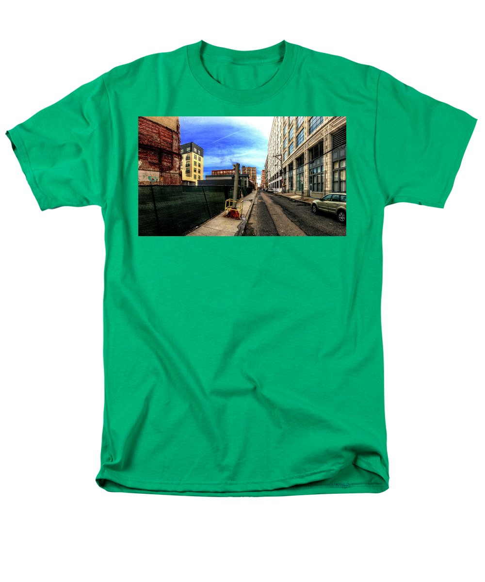 Panorama 3577 Broad and Wood Streets - Men's T-Shirt (Regular Fit)