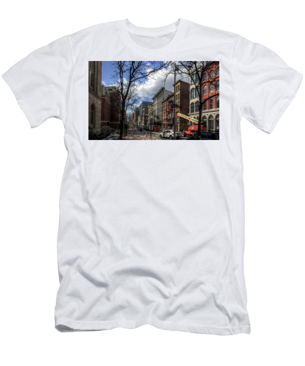 Panorama 3607 200  Block of Chestnut Street - T-Shirt