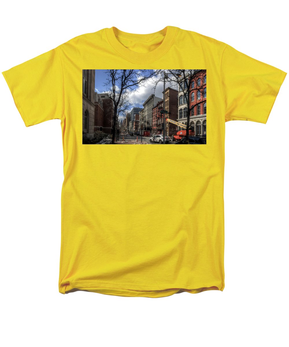 Panorama 3607 200  Block of Chestnut Street - Men's T-Shirt  (Regular Fit)