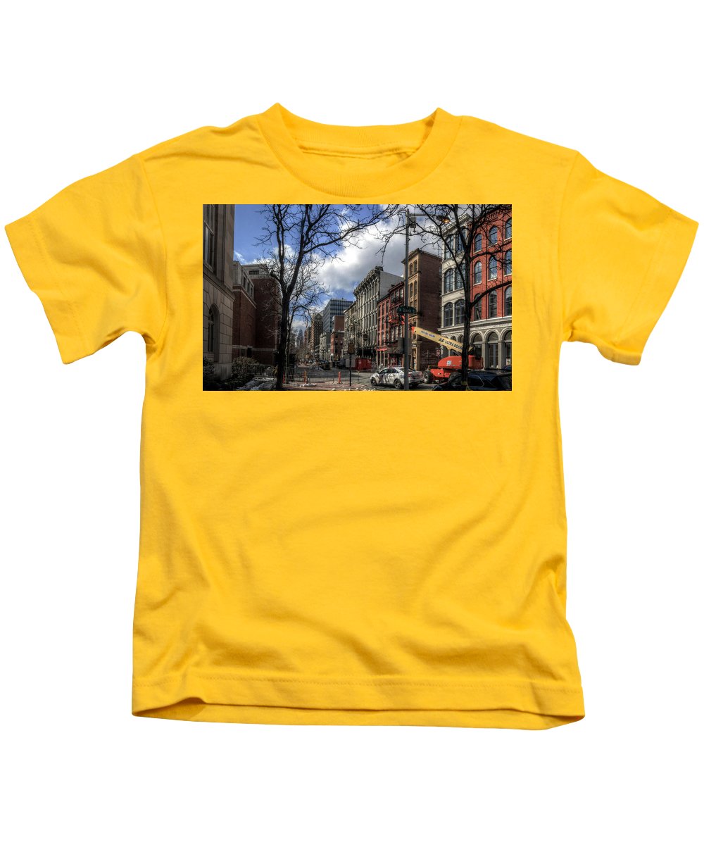 Panorama 3607 200 Block of Chestnut Street - Kids T-Shirt