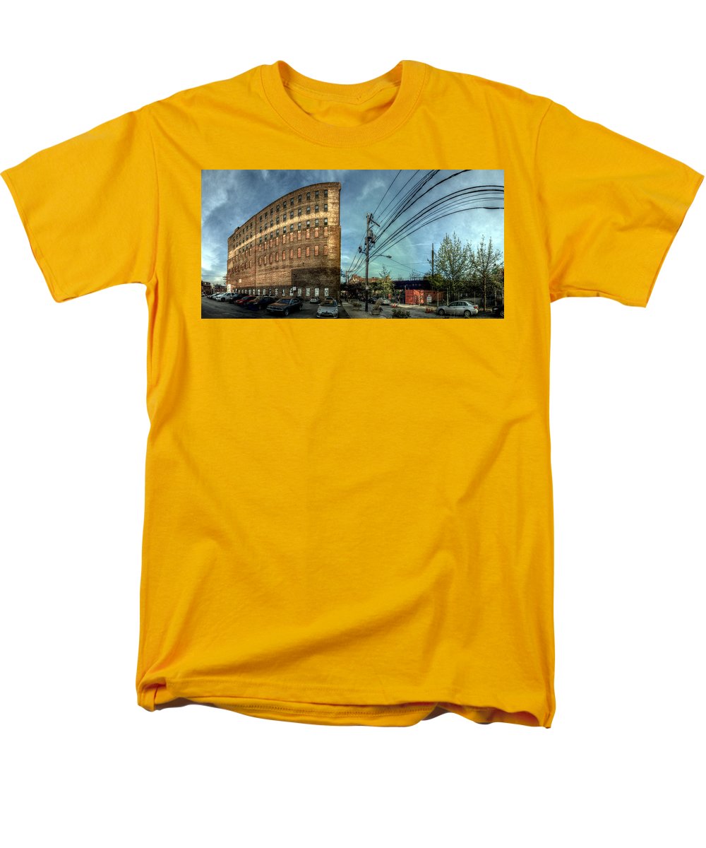 Panorama 3640 Haverford Cycle Company - Men's T-Shirt (Regular Fit)