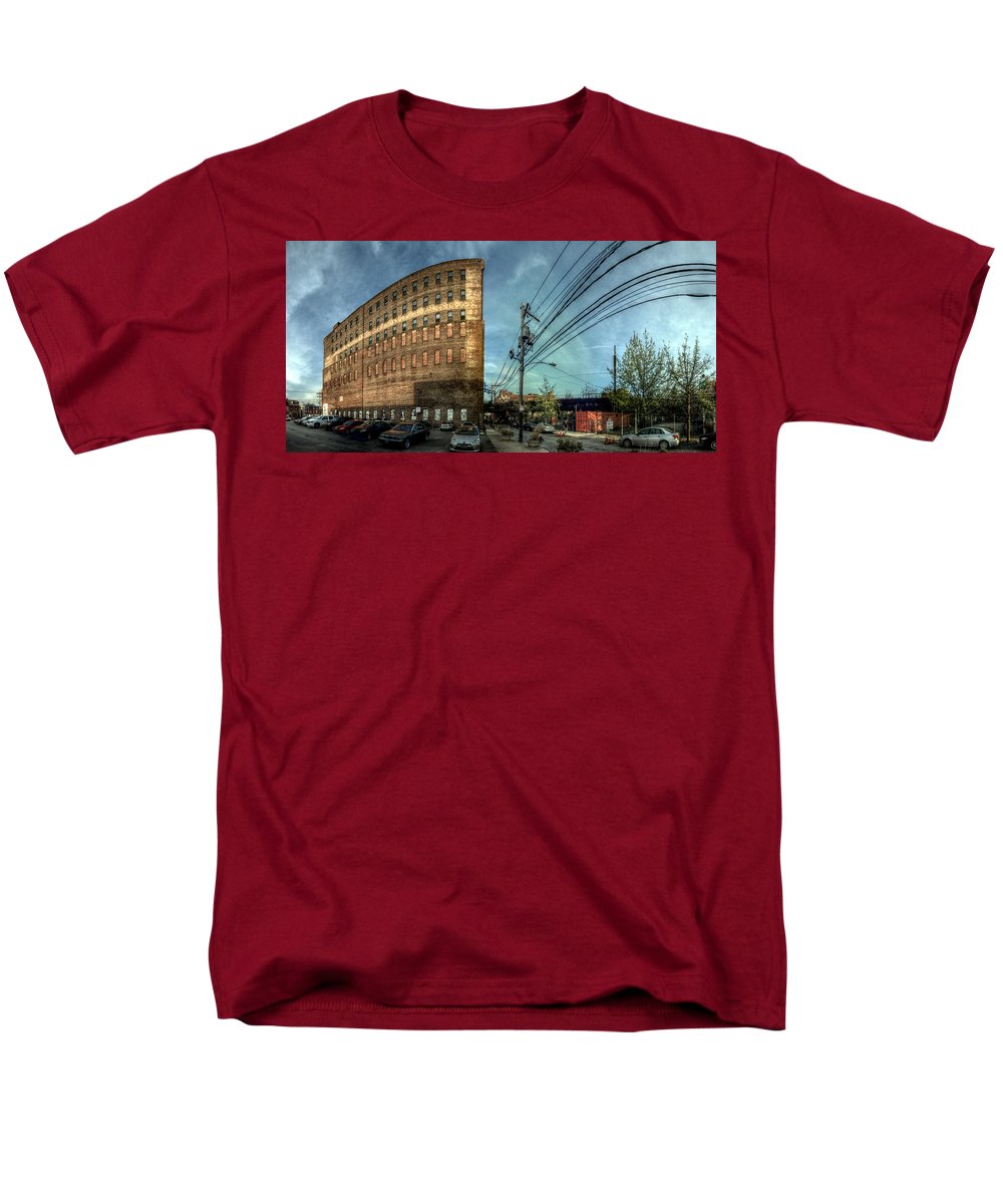 Panorama 3640 Haverford Cycle Company - Men's T-Shirt (Regular Fit)