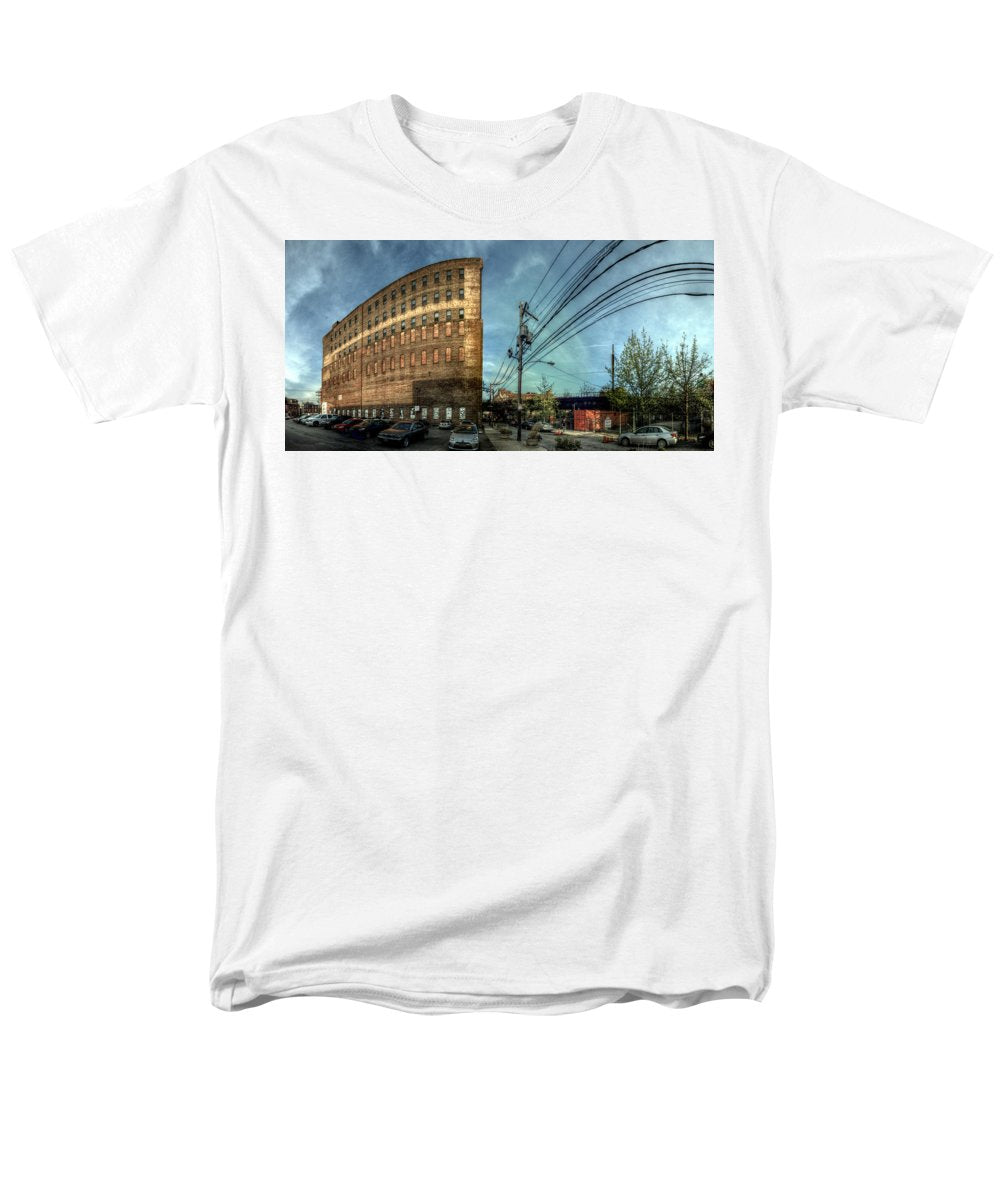 Panorama 3640 Haverford Cycle Company - Men's T-Shirt (Regular Fit)