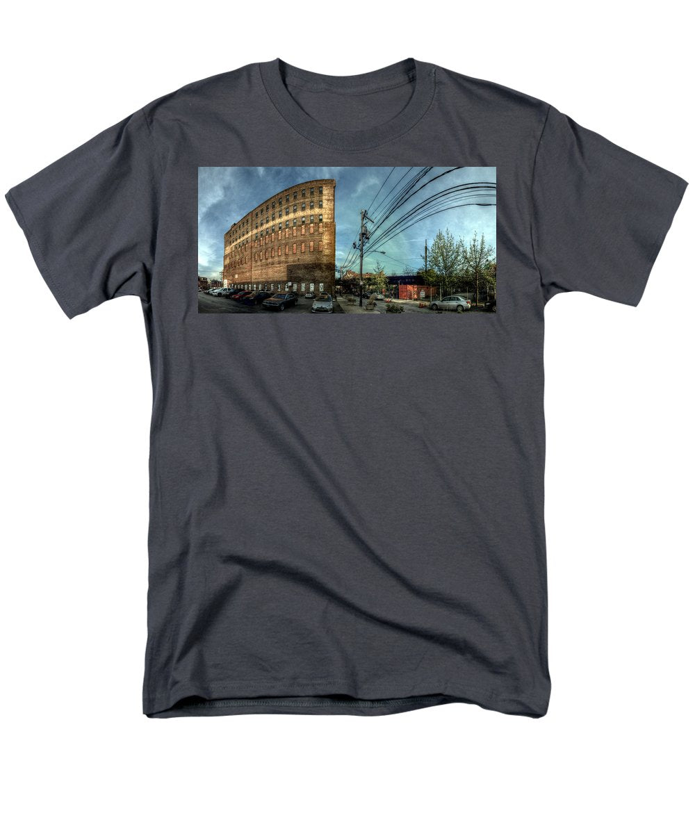 Panorama 3640 Haverford Cycle Company - Men's T-Shirt (Regular Fit)