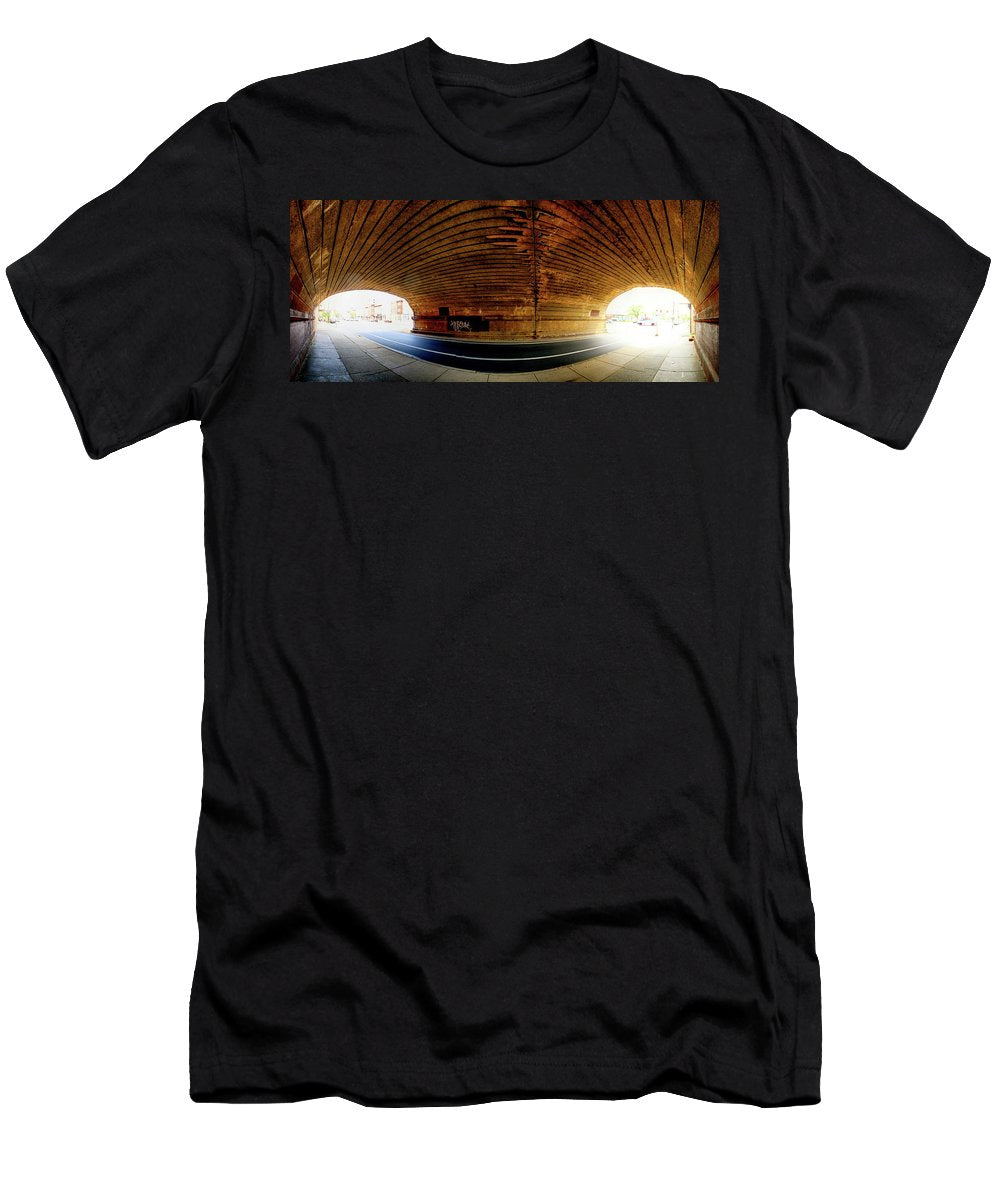 Panorama 3659 Reading Viaduct - T-Shirt