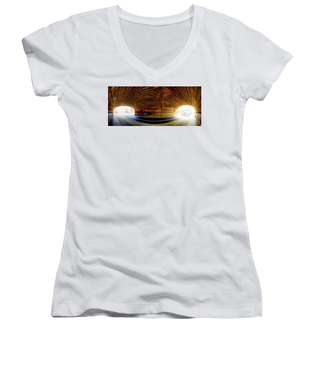 Panorama 3659 Reading Viaduct - Women's V-Neck