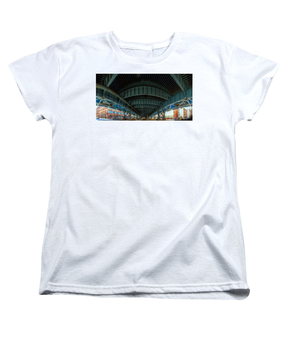 Panorama 3616 Benjamin Franklin Bridge - Women's T-Shirt (Standard Fit)