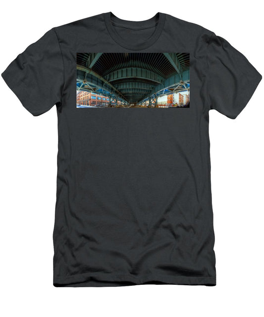 Panorama 3616 Benjamin Franklin Bridge - T-Shirt