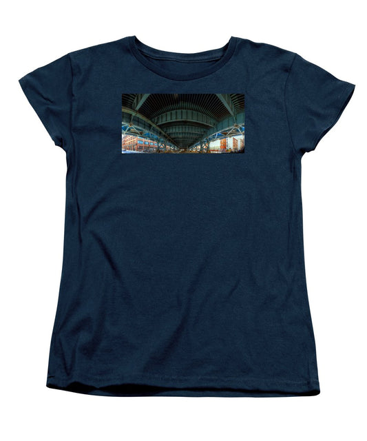 Panorama 3616 Benjamin Franklin Bridge - Women's T-Shirt (Standard Fit)