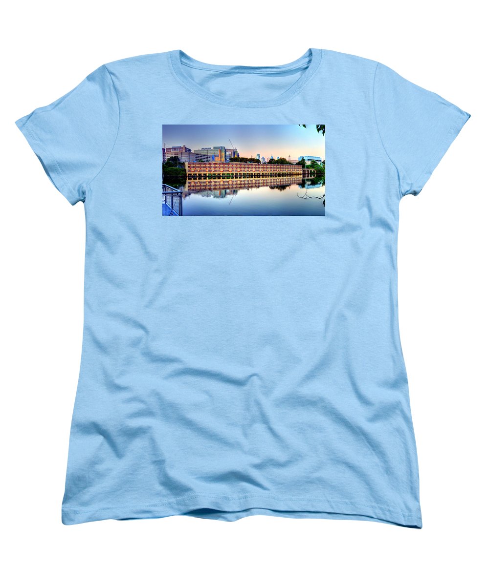 Panorama 2740 View from Grays Ferry Crescent - Women's T-Shirt (Standard Fit)