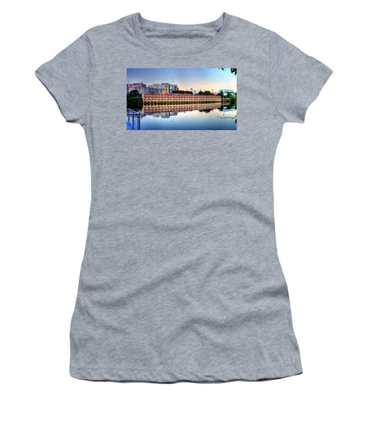Panorama 2740 View from Grays Ferry Crescent - Women's T-Shirt