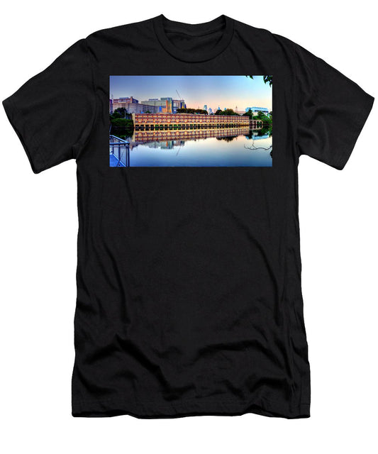 Panorama 2740 View from Grays Ferry Crescent - T-Shirt