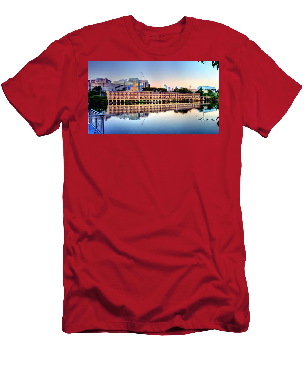 Panorama 2740 View from Grays Ferry Crescent - T-Shirt