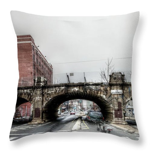 Panorama 2875 9th and Spring Garden Sts - Throw Pillow