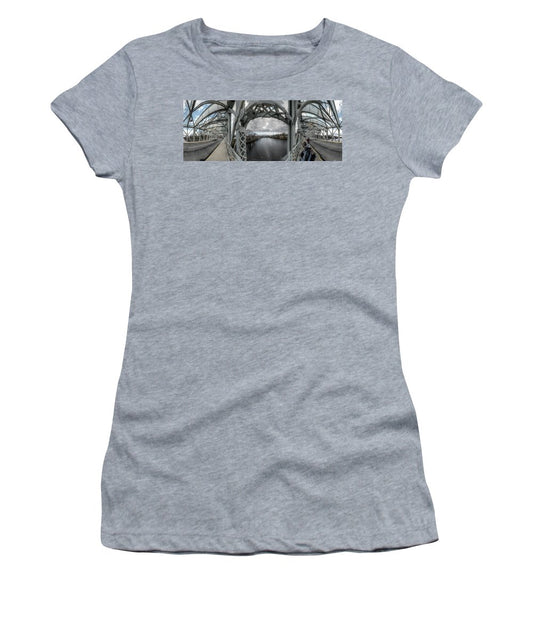 Panorama 3152 Falls Bridge - Women's T-Shirt