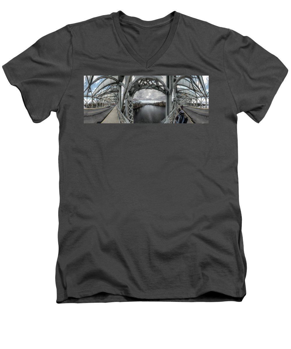 Panorama 3152 Falls Bridge - Men's V-Neck T-Shirt