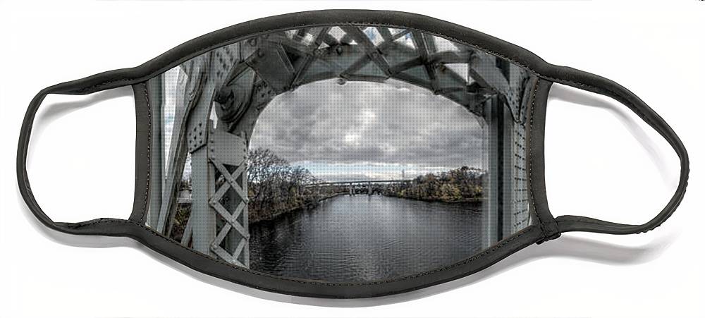 Panorama 3152 Falls Bridge - Face Mask