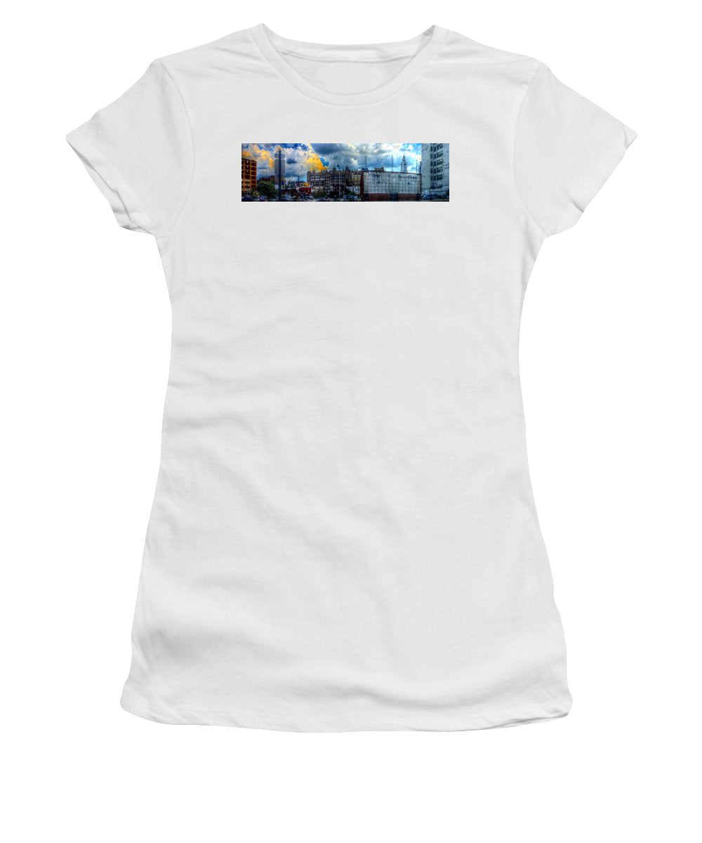 Panorama 3468 Eraserhood Skyline - Women's T-Shirt