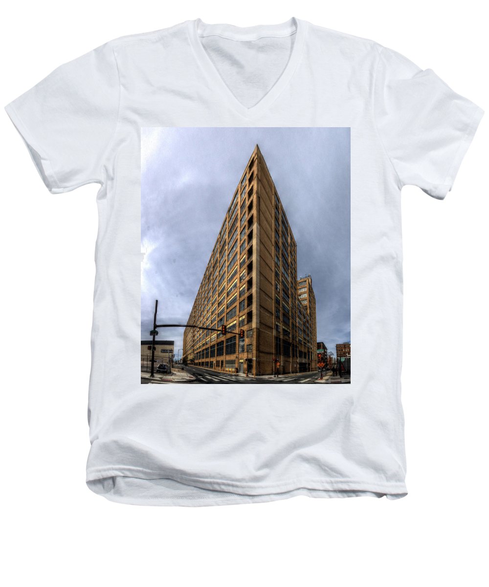 Panorama 3584 Terminal Commerce Building - Men's V-Neck T-Shirt