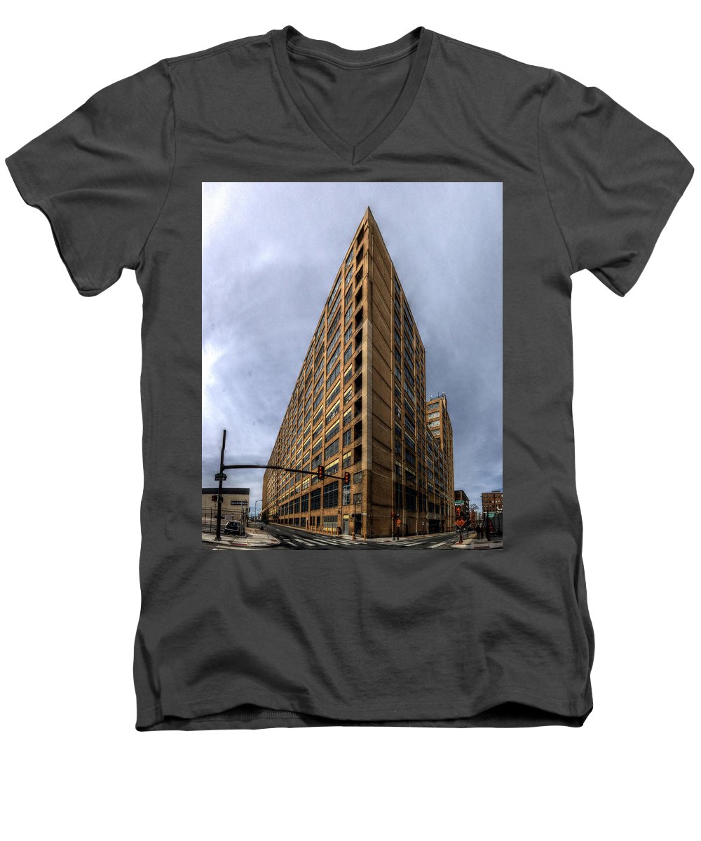 Panorama 3584 Terminal Commerce Building - Men's V-Neck T-Shirt