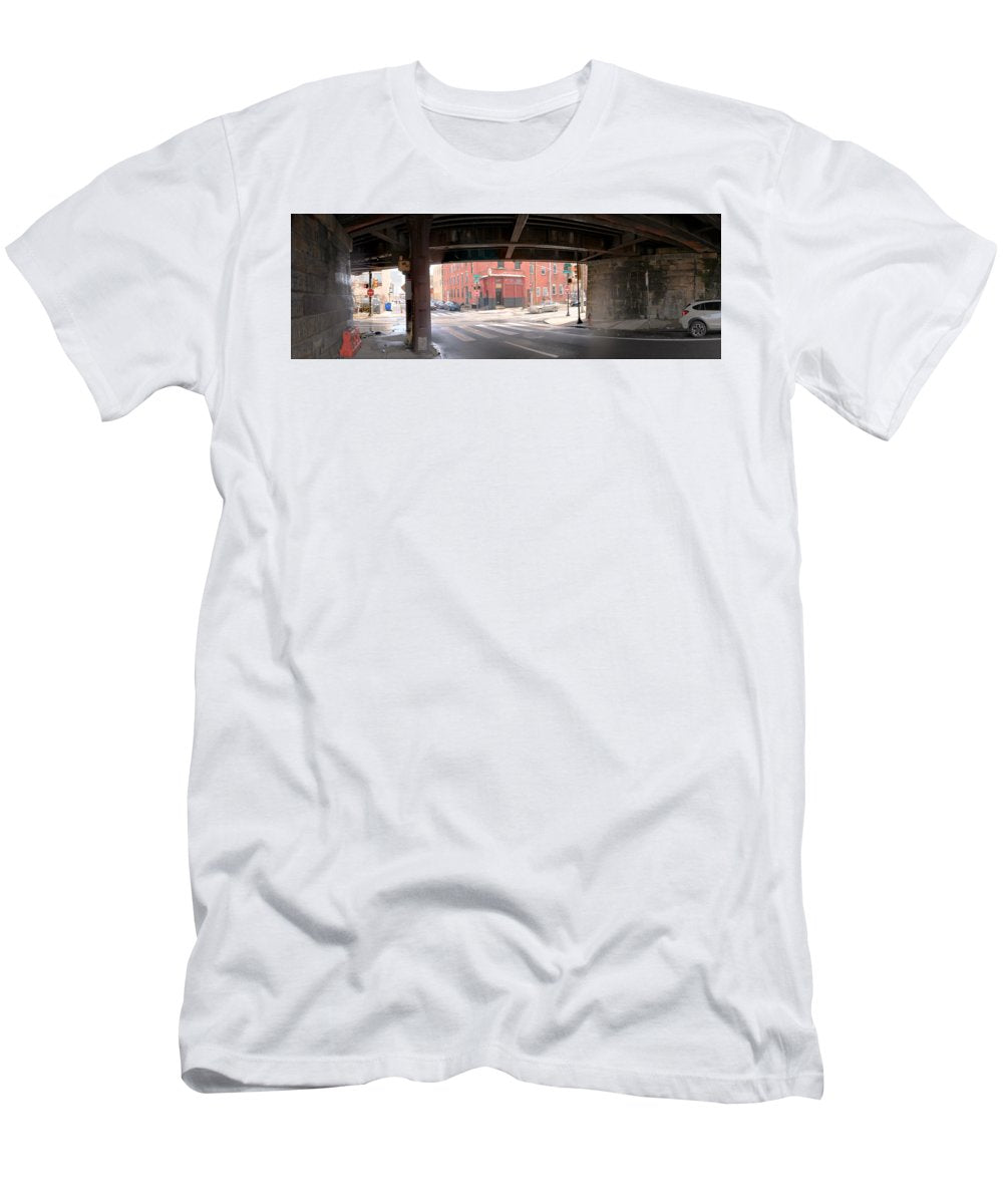 Panorama 3596 Reading Viaduct - T-Shirt