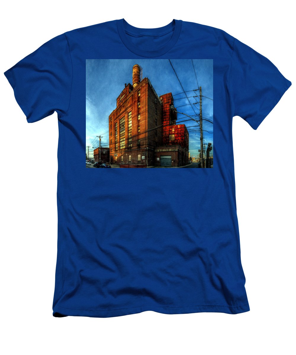 Panorama 3647 Willow Street Steam Plant - T-Shirt
