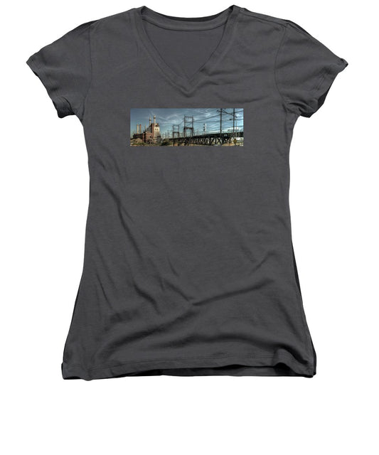 Panorama 4018 West Philadelphia Elevated Branch - Women's V-Neck